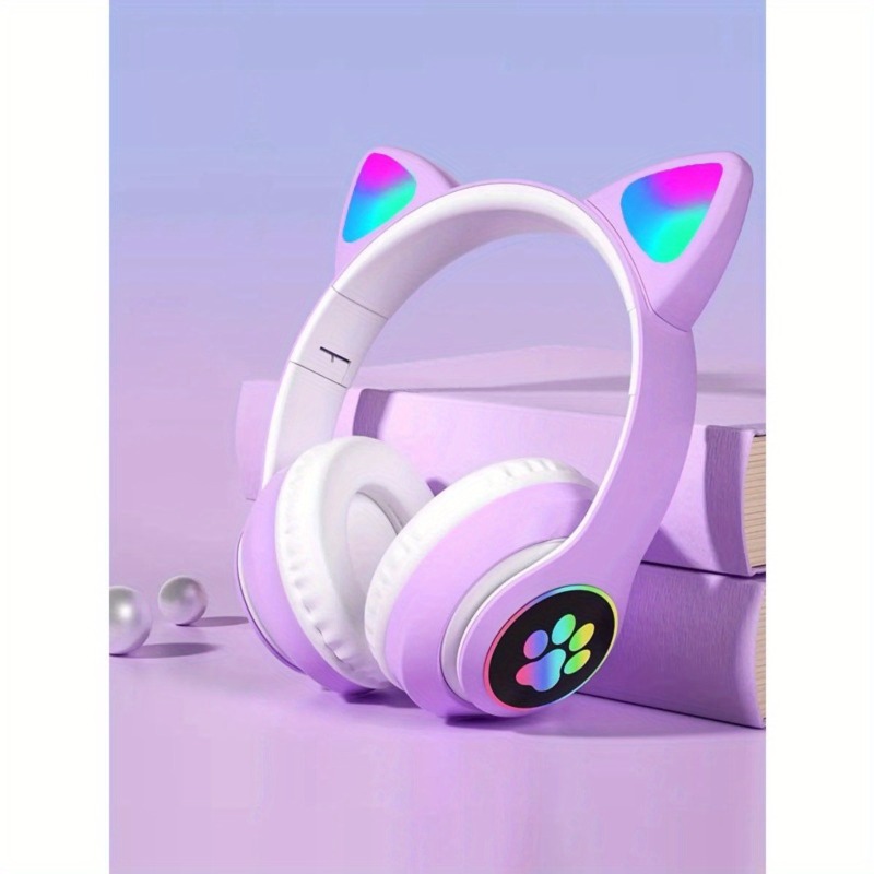 New Flash Light Cute Cat Ears  - đánh giá và giá Wired Earphone Lightning